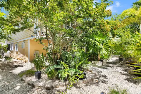 Exterior - 895 Ellen Dr, Key Largo, FL 33037 photo 11 of 11