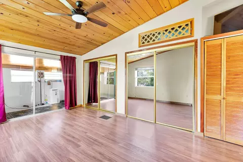 Bedroom - 895 Ellen Dr, Key Largo, FL 33037 photo 1 of 4