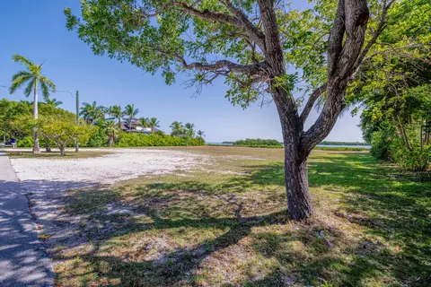 Undisclosed, Shark Key, FL 33040 photo 10