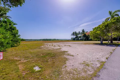 Undisclosed, Shark Key, FL 33040 photo 11