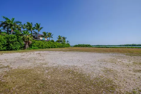 Undisclosed, Shark Key, FL 33040 photo 12