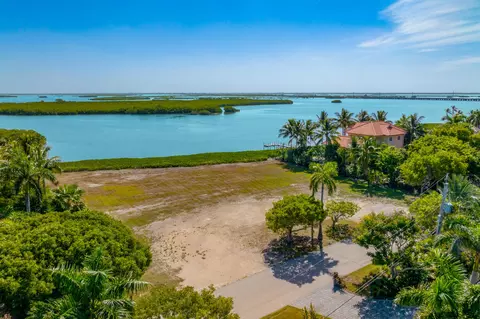 Undisclosed, Shark Key, FL 33040 photo 8