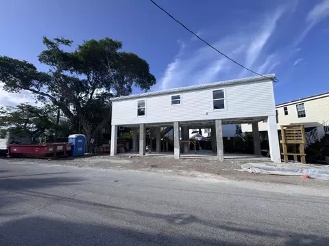 Exterior - 4 Del Mar Blvd, Key West, FL 33040 photo 2 of 7