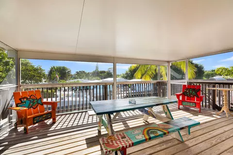 Exterior - 275 30th Street Ocean Street Ocean, Marathon, FL 33050 photo 11 of 14
