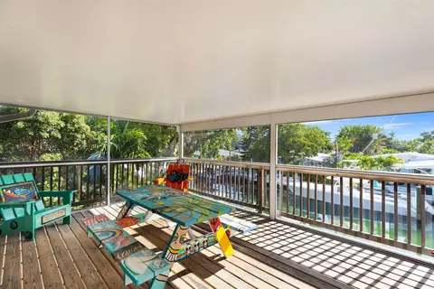 Exterior - 275 30th Street Ocean Street Ocean, Marathon, FL 33050 photo 10 of 14
