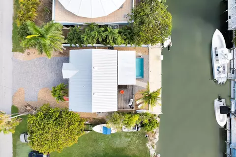View/Area - 275 30th Street Ocean Street Ocean, Marathon, FL 33050 photo 1 of 6