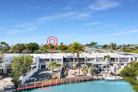 100 Iroquois Dr #5, Islamorada, FL 33036