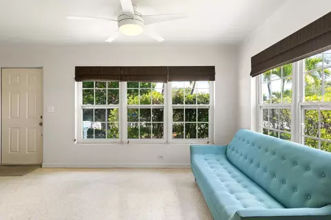 Living - 2828 Central Ave, Big Pine Key, FL 33043 photo 7 of 8