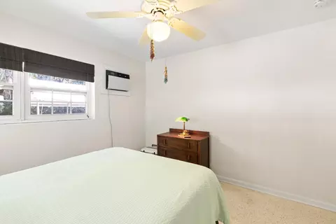 Bedroom - 2828 Central Ave, Big Pine Key, FL 33043 photo 1 of 11