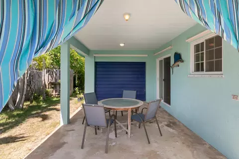Exterior - 2828 Central Ave, Big Pine Key, FL 33043 photo 7 of 22