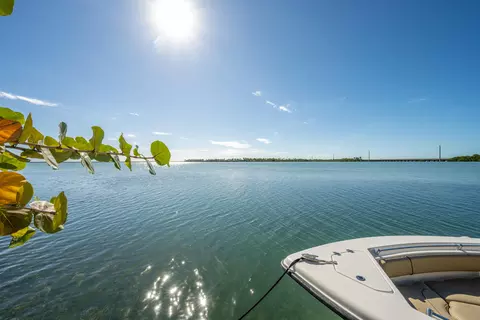 View/Area - 24 Beach Dr, Key West, FL 33040 photo 3 of 4