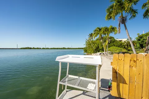View/Area - 24 Beach Dr, Key West, FL 33040 photo 2 of 4