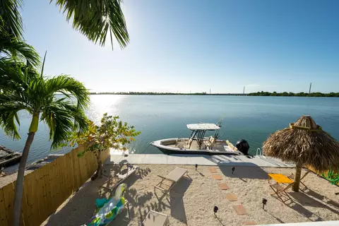 View/Area - 24 Beach Dr, Key West, FL 33040 photo 1 of 4