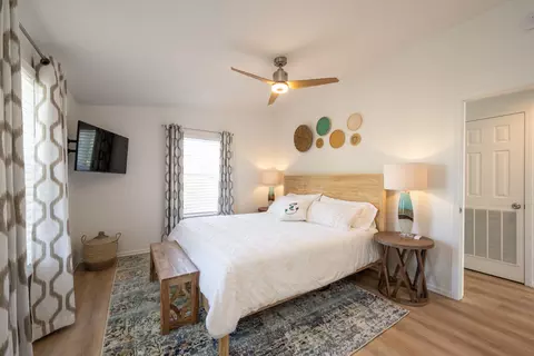 Bedroom - 24 Beach Dr, Key West, FL 33040 photo 2 of 6