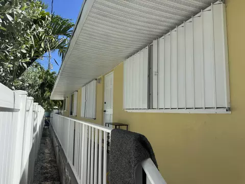 Exterior - 285 A 66th St #A & B, Marathon, FL 33050 photo 2 of 7