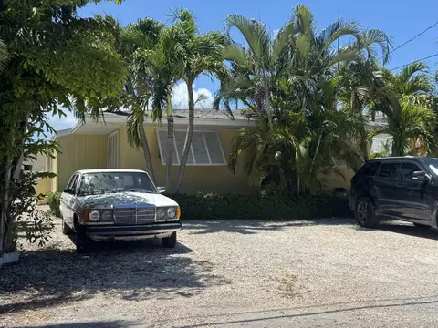 Other - 285 A 66th St #A & B, Marathon, FL 33050 photo 2 of 6