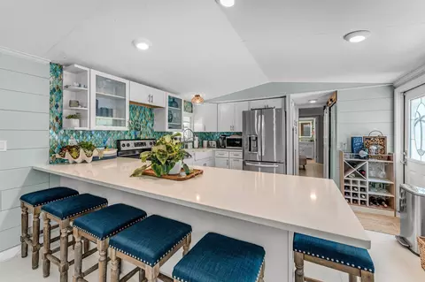 Kitchen - 347 King Ave, Key Largo, FL 33037 photo 1 of 5