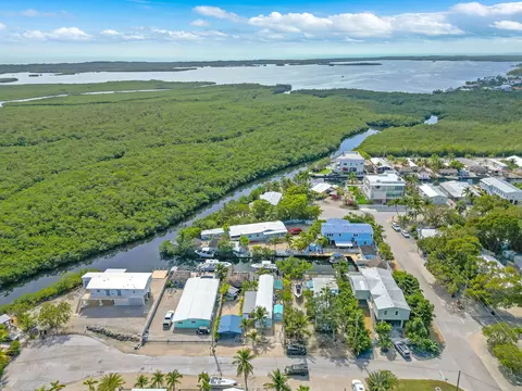 View/Area - 347 King Ave, Key Largo, FL 33037 photo 4 of 12