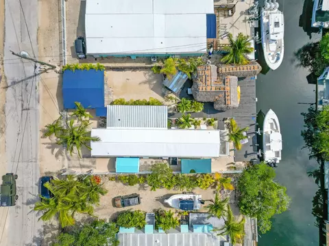 View/Area - 347 King Ave, Key Largo, FL 33037 photo 2 of 12