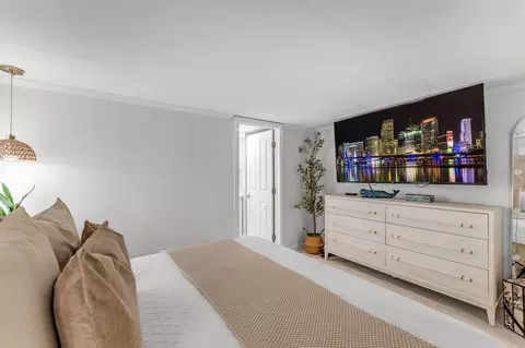 Bedroom - 347 King Ave, Key Largo, FL 33037 photo 3 of 5
