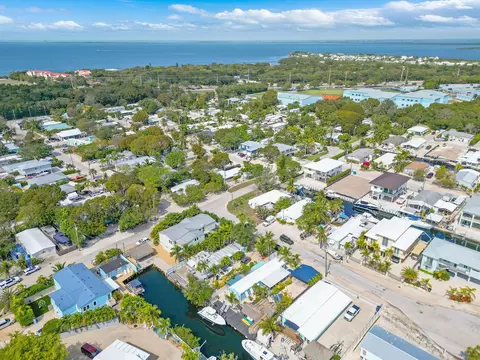 View/Area - 347 King Ave, Key Largo, FL 33037 photo 8 of 12