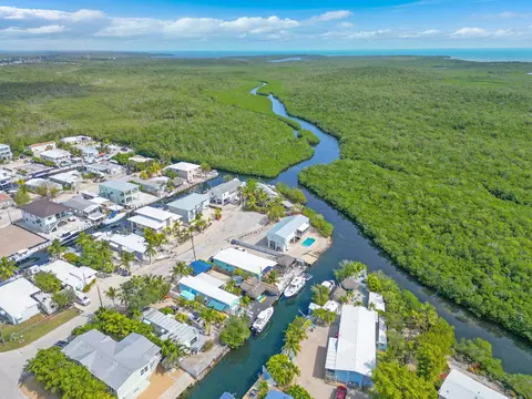 View/Area - 347 King Ave, Key Largo, FL 33037 photo 10 of 12