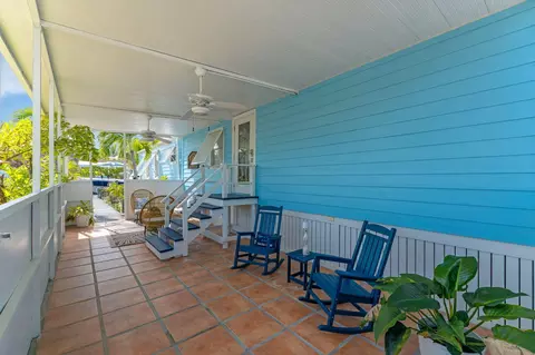 Exterior - 347 King Ave, Key Largo, FL 33037 photo 6 of 10
