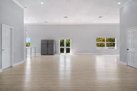 Living - 235 Tropical Ave, Marathon, FL 33050 photo 3 of 3