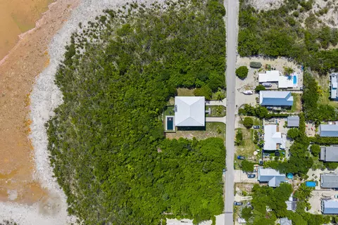 View/Area - 235 Tropical Ave, Marathon, FL 33050 photo 6 of 11