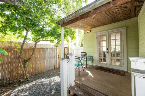 Exterior - 709 Olivia St, Key West, FL 33040 photo 8 of 10
