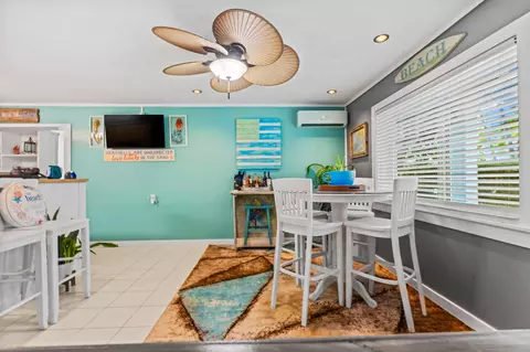 Dining - 12 Bay Dr, Key West, FL 33040 photo 5 of 7
