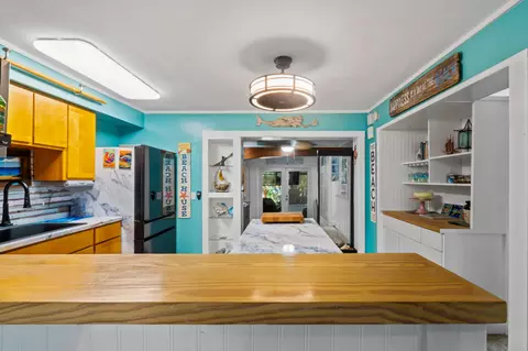 Kitchen - 12 Bay Dr, Key West, FL 33040 photo 2 of 6