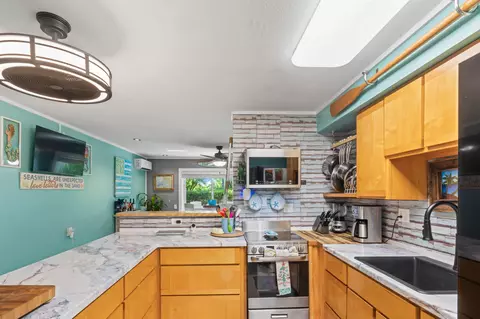 Kitchen - 12 Bay Dr, Key West, FL 33040 photo 3 of 6