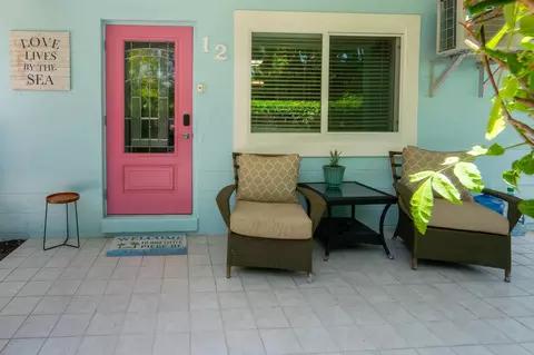 Exterior - 12 Bay Dr, Key West, FL 33040 photo 7 of 29