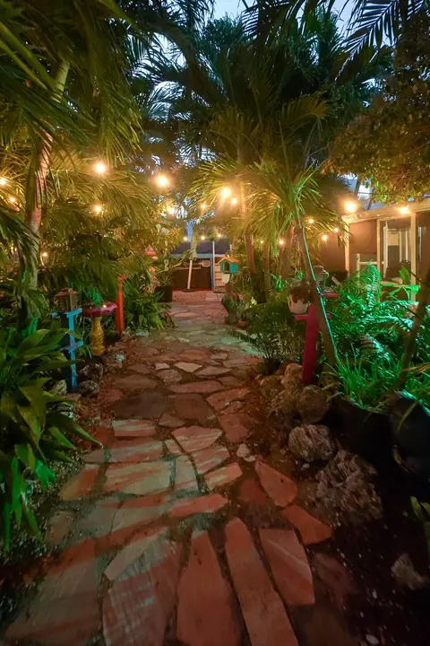 Exterior - 12 Bay Dr, Key West, FL 33040 photo 21 of 29