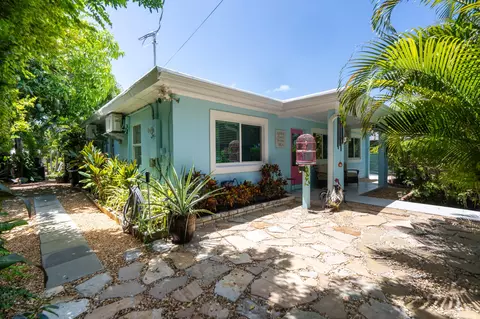 Exterior - 12 Bay Dr, Key West, FL 33040 photo 27 of 29