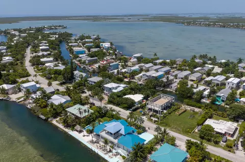View/Area - 12 Bay Dr, Key West, FL 33040 photo 5 of 8