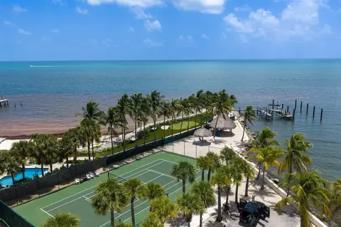 View/Area - 2000 Coco Plum Dr #302, Marathon, FL 33050 photo 7 of 9