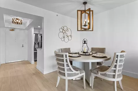 Dining - 2000 Coco Plum Dr #302, Marathon, FL 33050 photo 1 of 3