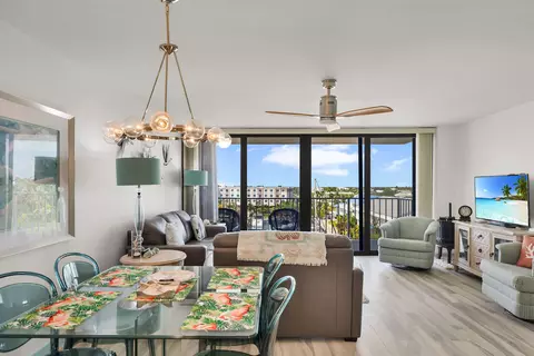 Dining - 2000 Coco Plum Dr #503, Marathon, FL 33050 photo 1 of 2