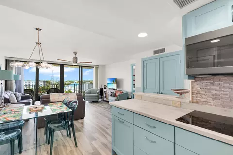 Kitchen - 2000 Coco Plum Dr #503, Marathon, FL 33050 photo 1 of 6