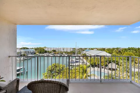 View/Area - 2000 Coco Plum Dr #503, Marathon, FL 33050 photo 2 of 13