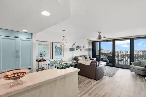 Living - 2000 Coco Plum Dr #503, Marathon, FL 33050 photo 4 of 6