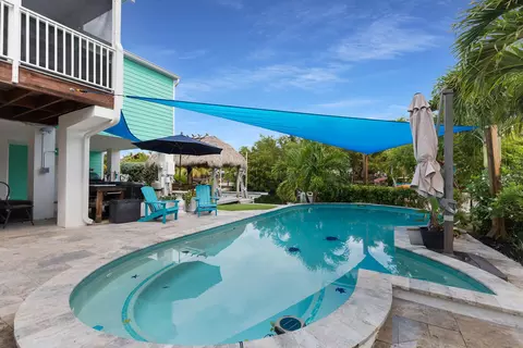 Exterior - 99 Palm Dr, Key West, FL 33040 photo 8 of 8