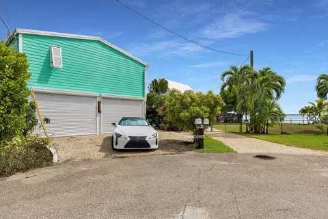 Exterior - 99 Palm Dr, Key West, FL 33040 photo 1 of 8