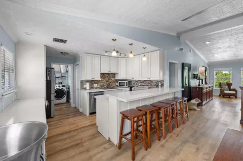 Kitchen - 581 12th St #KEY colony, Key Colony Beach, FL 33051 photo 1 of 6