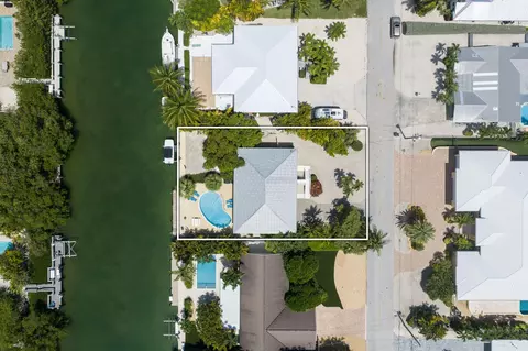 View/Area - 581 12th St #KEY colony, Key Colony Beach, FL 33051 photo 4 of 7