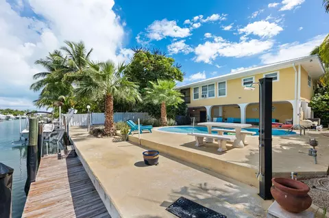 Exterior - 581 12th St #KEY colony, Key Colony Beach, FL 33051 photo 14 of 14