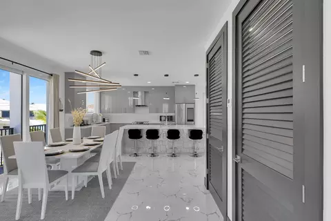 Dining - 835 837 Copa D Oro, Marathon, FL 33050 photo 4 of 4