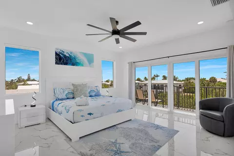 Bedroom - 835 837 Copa D Oro, Marathon, FL 33050 photo 10 of 13